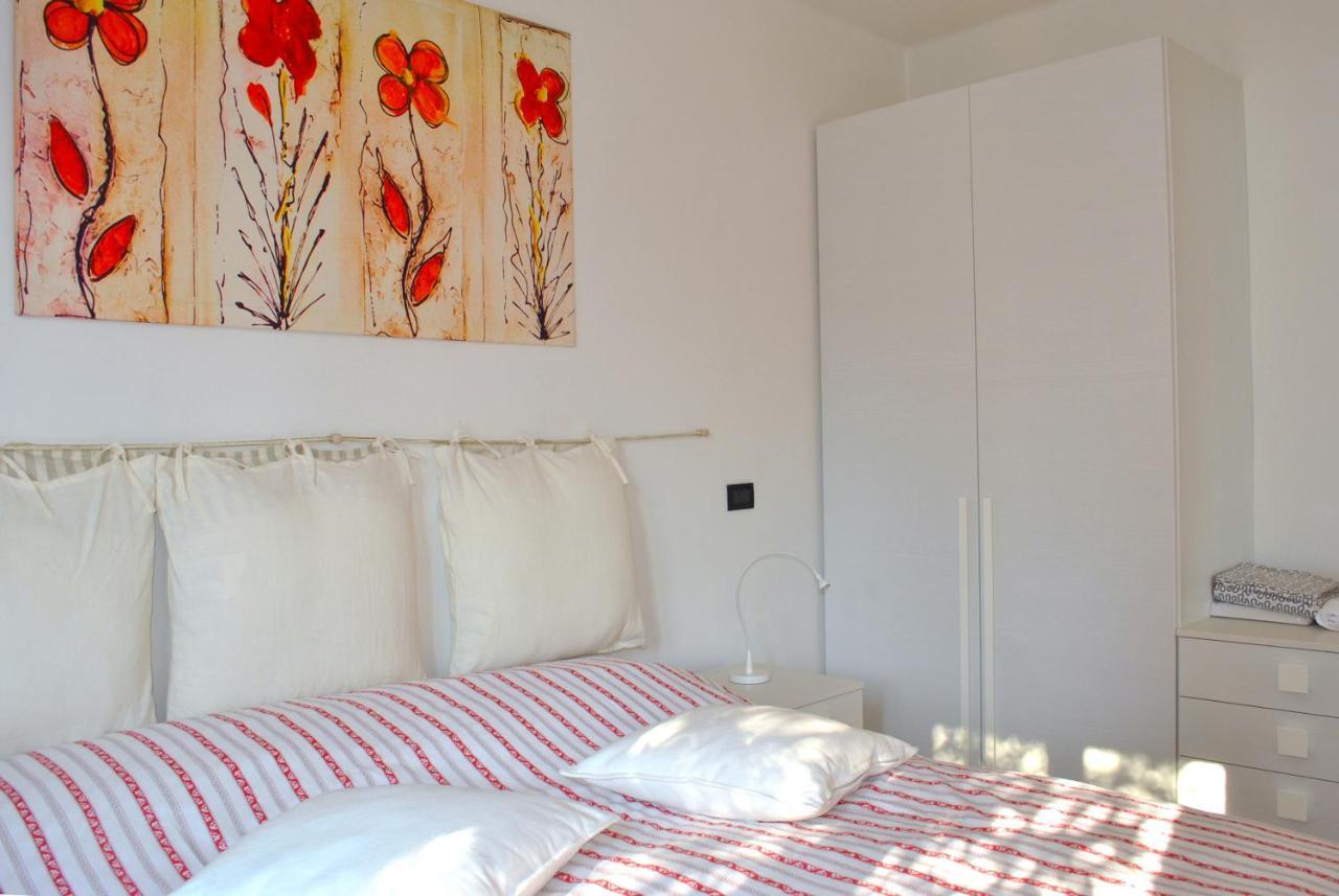 Apartment The Palm With Garden Сала-Комачина Екстер'єр фото